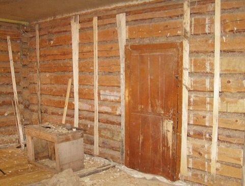 Как выравнивать стены в деревянном доме выбор материалов и технологии