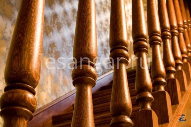 Деревянные балясины — фото красивых и оригинальных балясин для современных интерьеров!