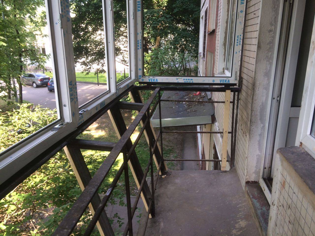 Расширение балкона в хрущевке и многоквартирном доме своими руками без разрешения