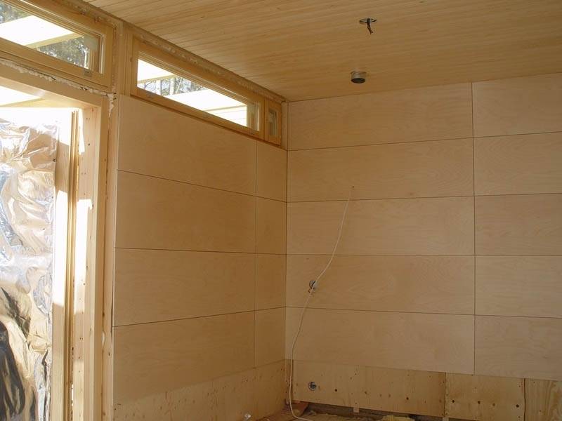 Обшивка стен фанерой внутри дома своими руками: технология отделки, декоративные плиты (фото)