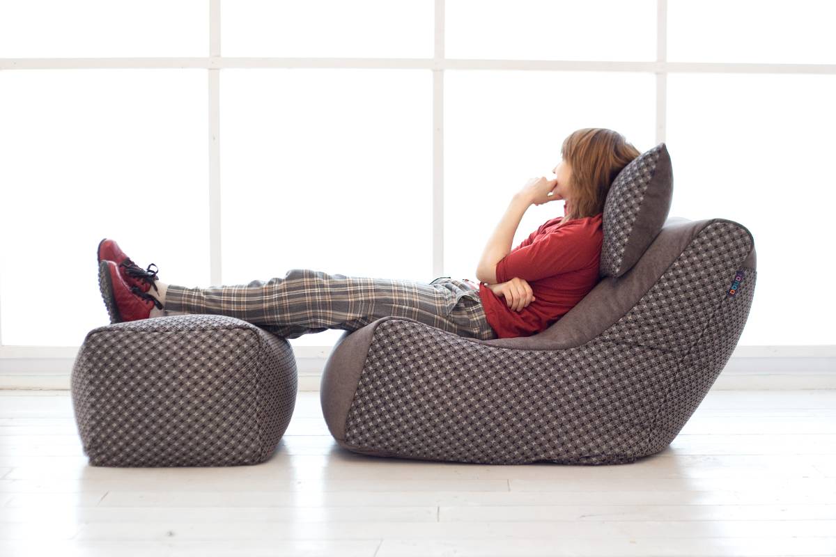 Бескаркасный диван: особенности моделей / как выбрать?