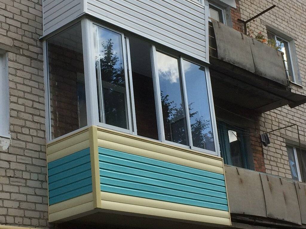 Обшивка балконов снаружи: список материалов