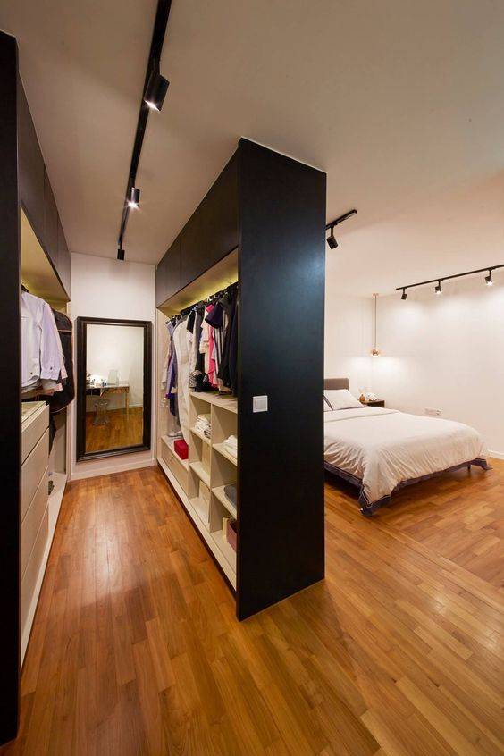 Дизайн спальни 18 кв.м в современном стиле, гардеробная в комнате, проект спальни и расстановка мебели