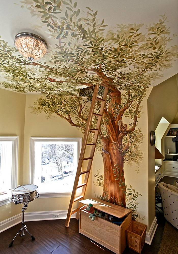 Имитация дерева на стене: необычный элемент изобретательного дизайна