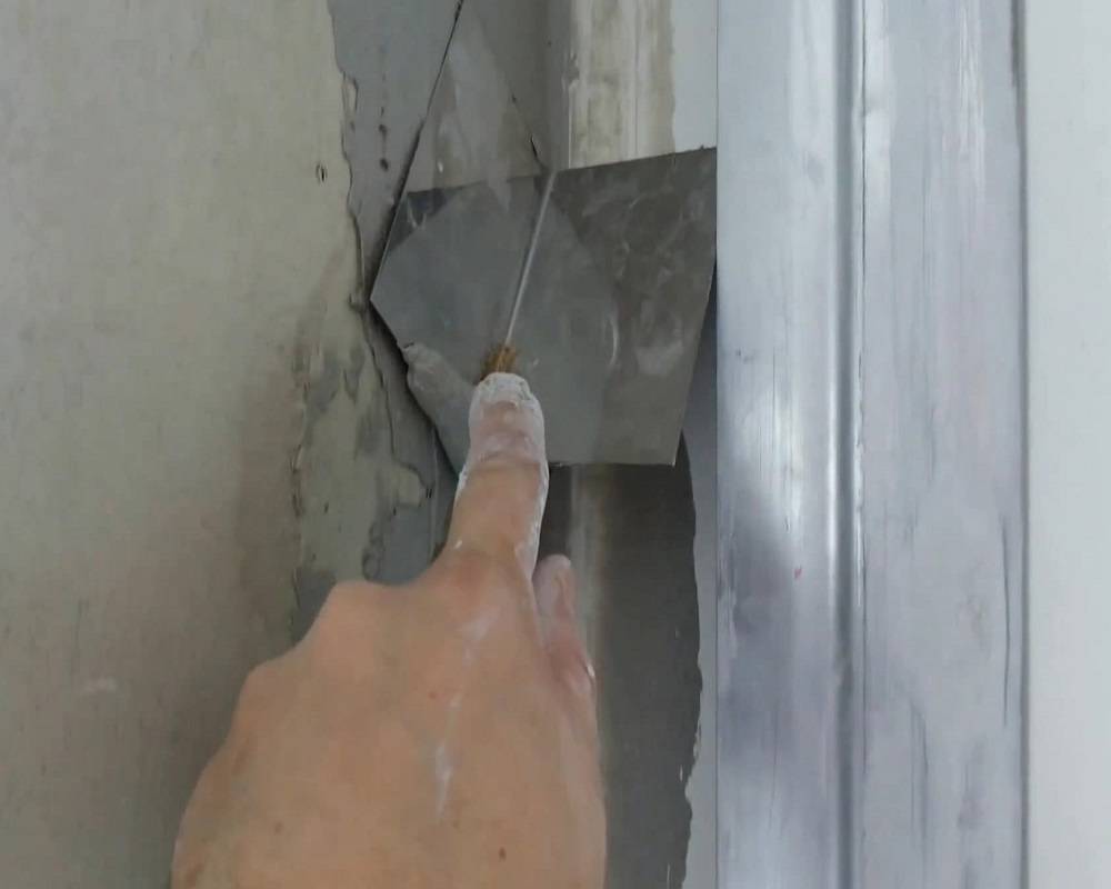 Как выровнять стену перфорированным уголком своими руками: пошаговая инструкция, видео