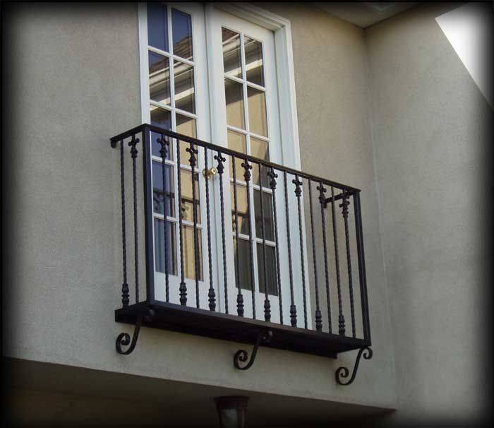 Французский балкон - чем отличается от обычного балкона