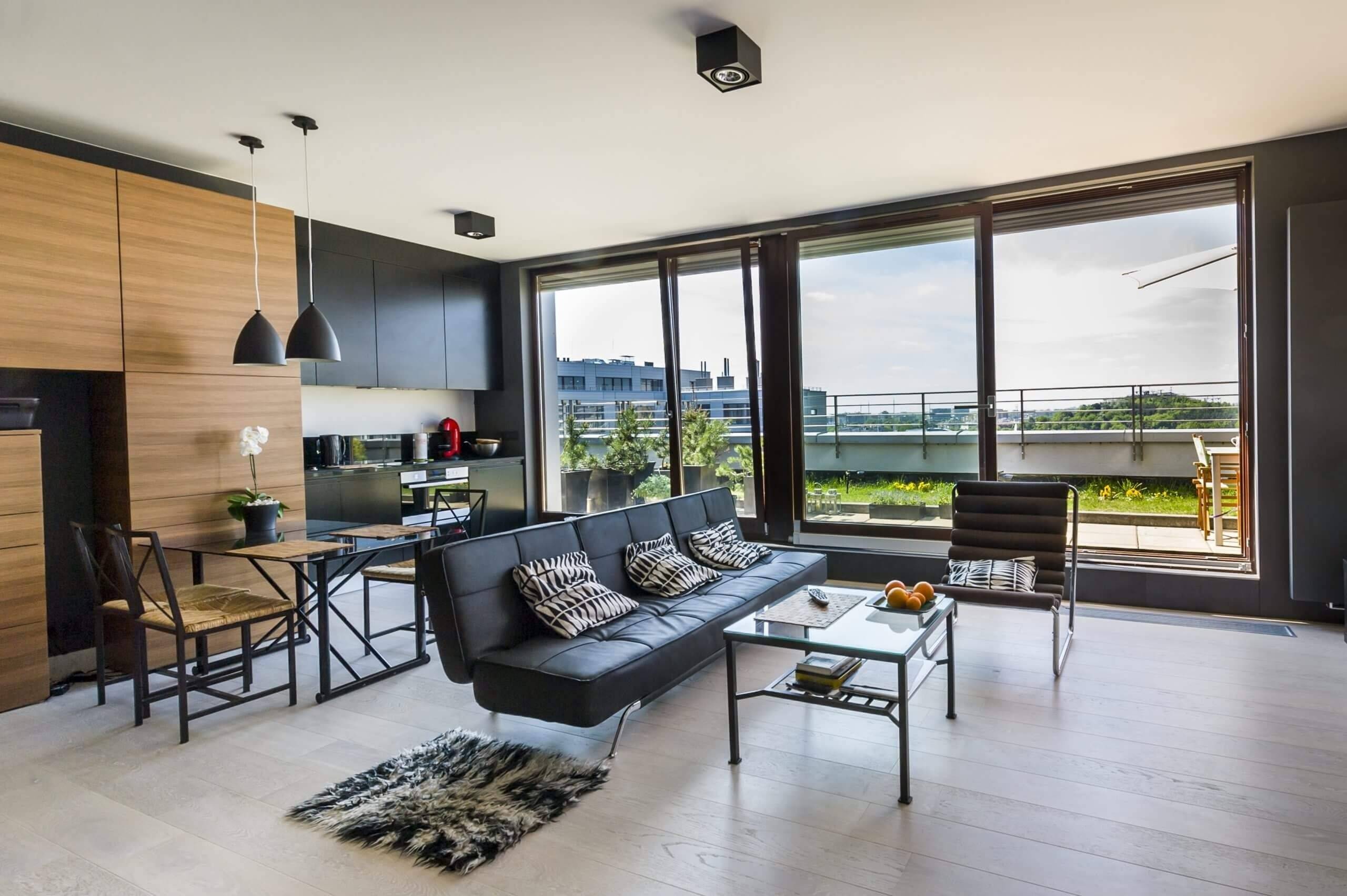 Панорамные окна в квартире: 100 фото красивых решений в интерьере