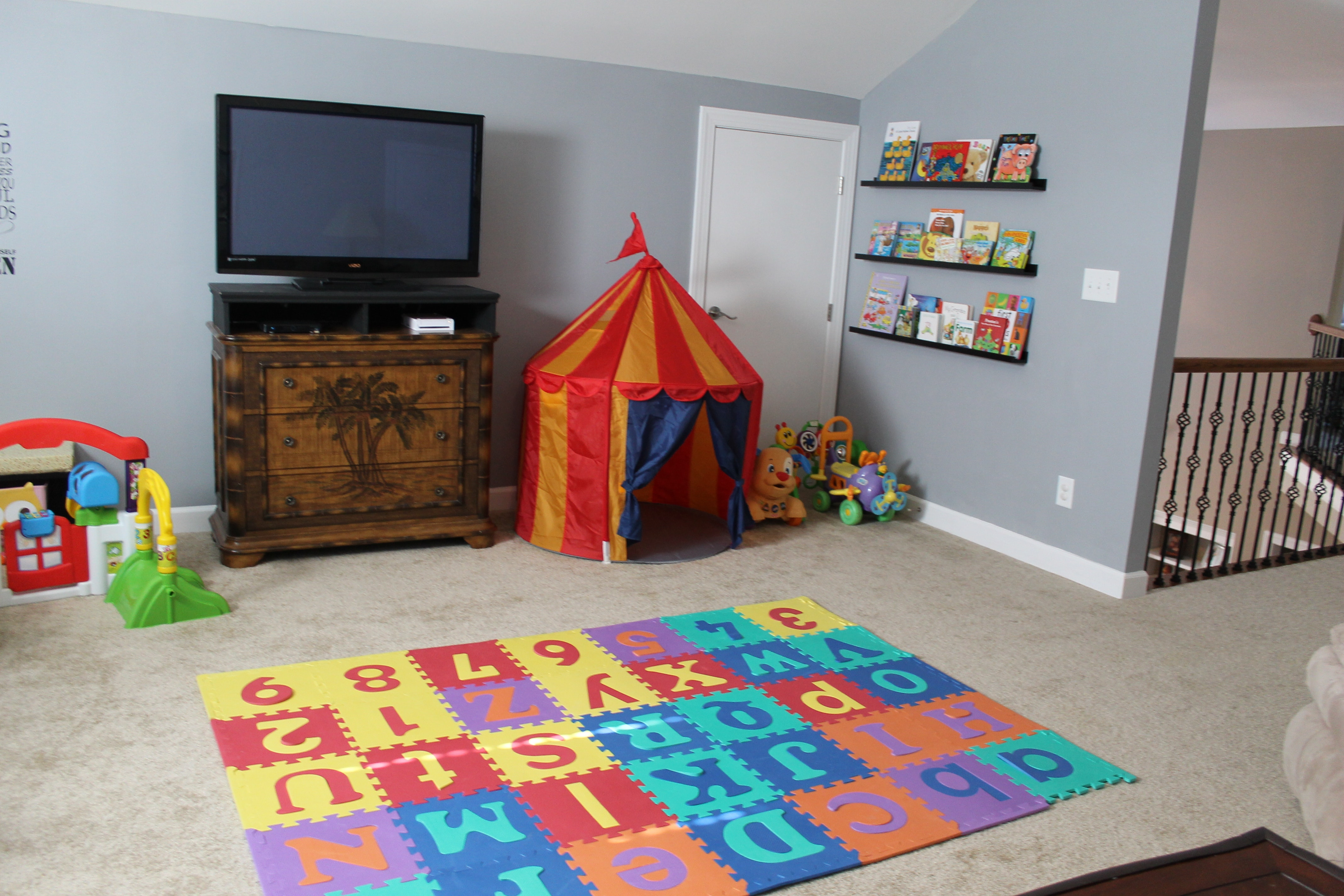 Мягкий пол для детей: теплый пол пазл для детских комнат, напольное покрытие под дерево, фото и видео