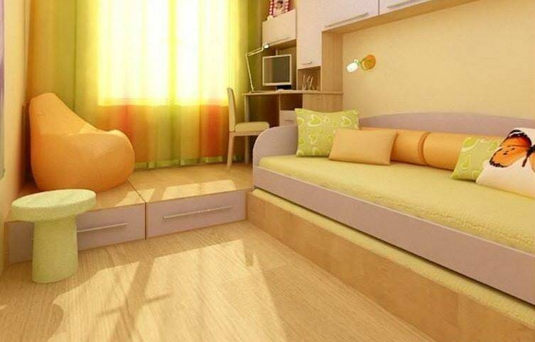 Кровать подиум в маленькой комнате с выдвижными ящиками  - 22 фото