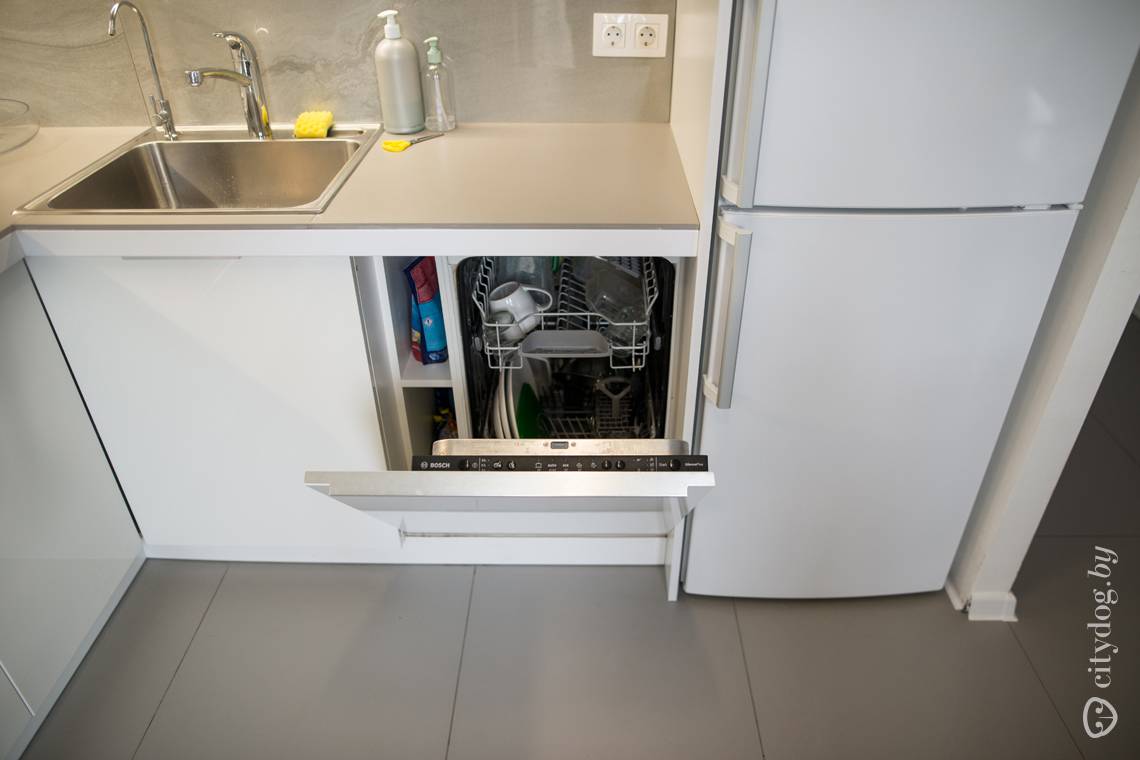 Кухня с посудомоечной машиной - как оформить? 70 фото новинок дизайна.