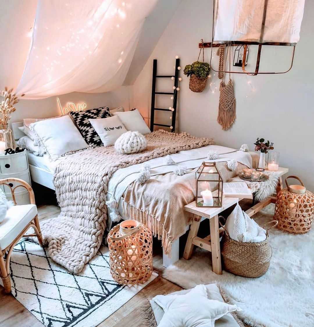 Как сделать спальню уютной своими руками: цвет, мебель, текстиль, декор (+35 фото)