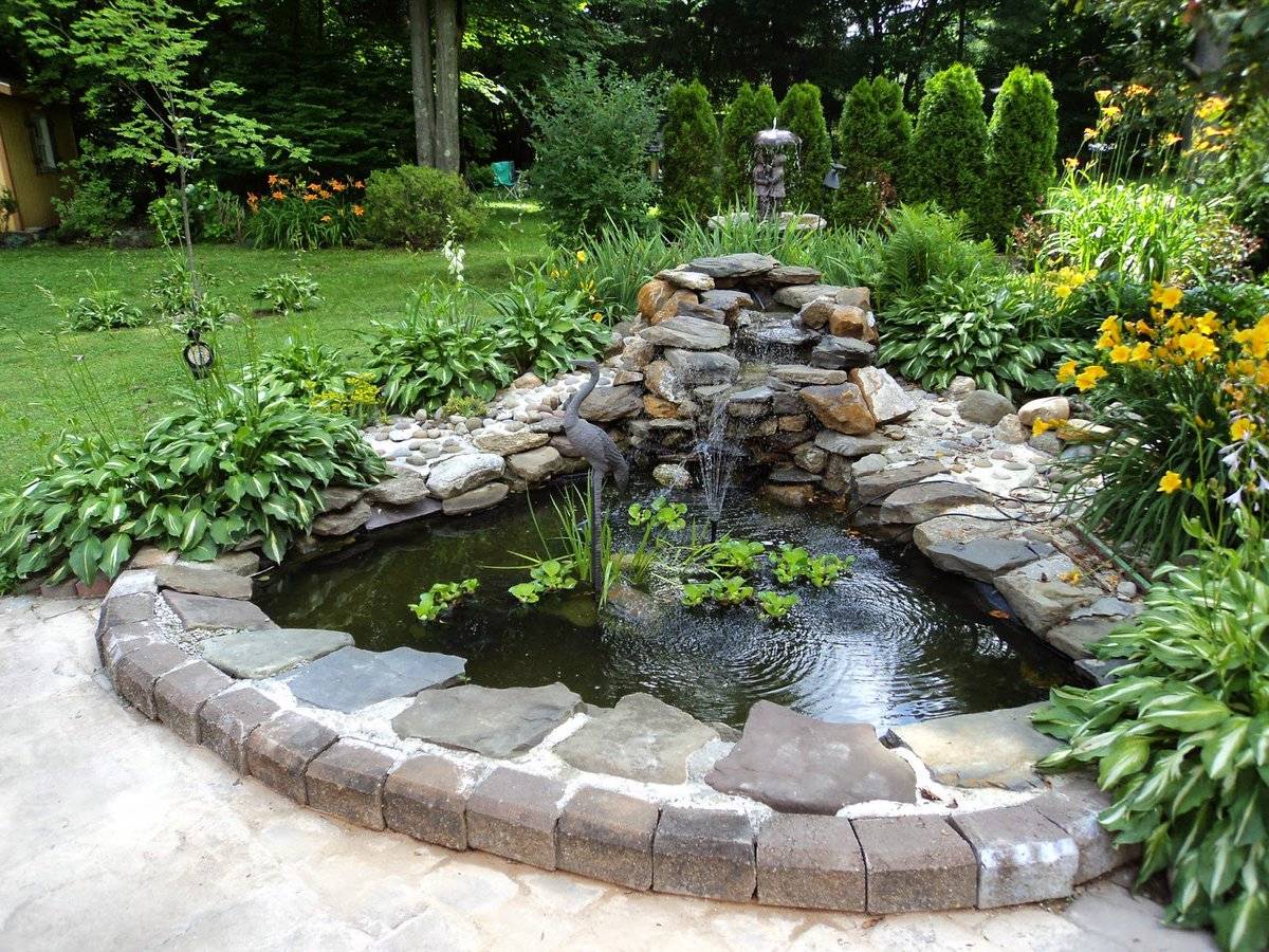 Садовые фонтаны для сада и дачи