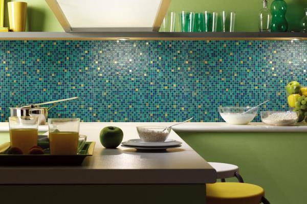 Кухонный фартук из мозаики: фото, дизайн, обзор материалов