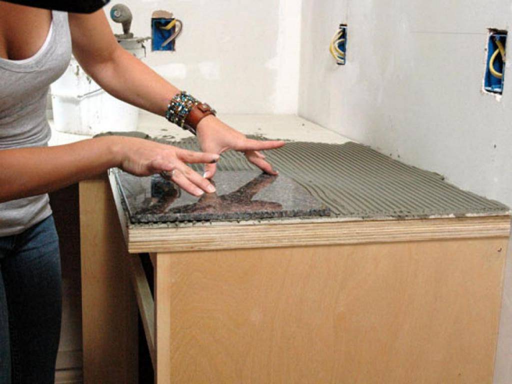 Кухонная столешница из плитки своими руками: практика