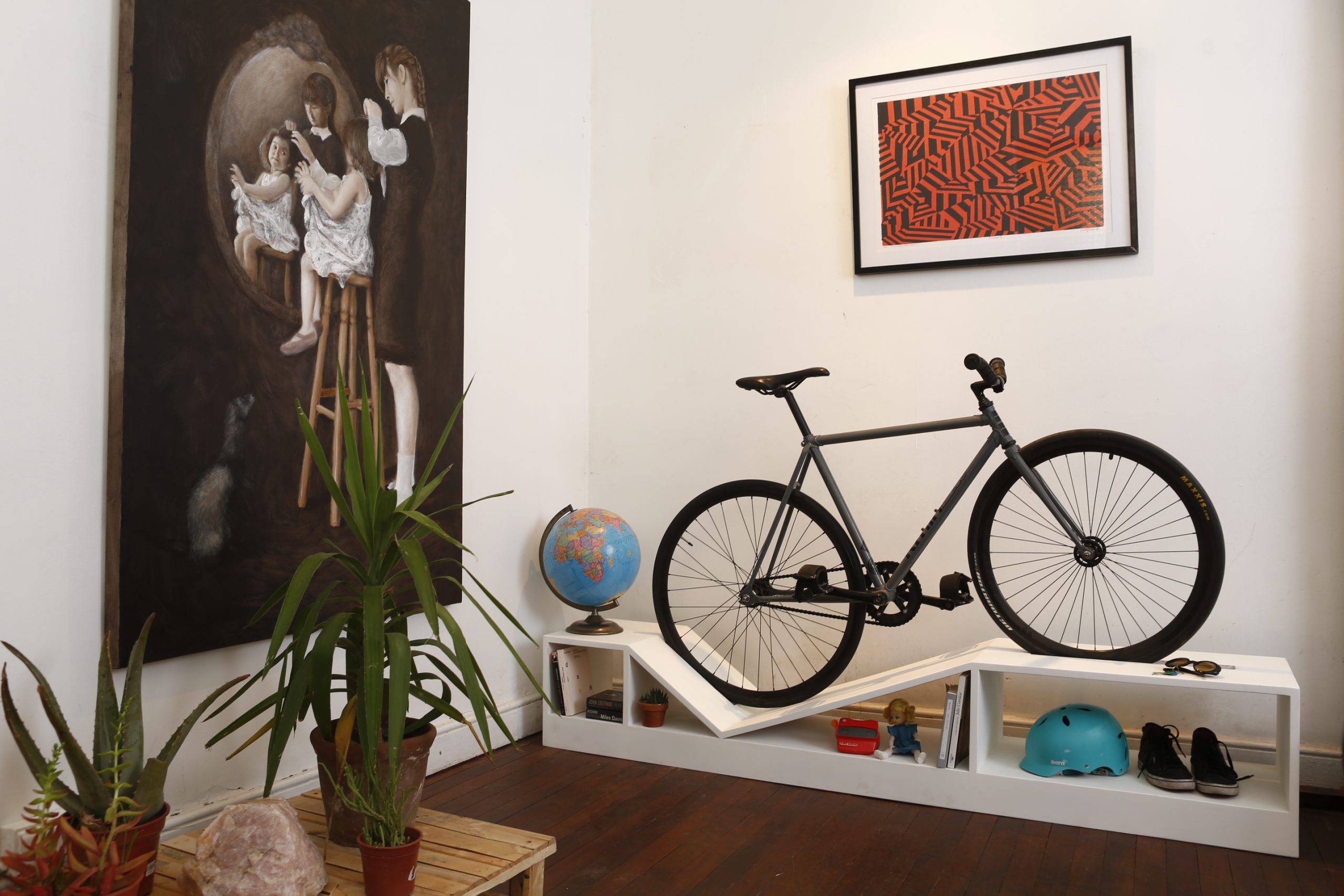 Как хранить велосипед зимой: в квартире, гараже или на балконе