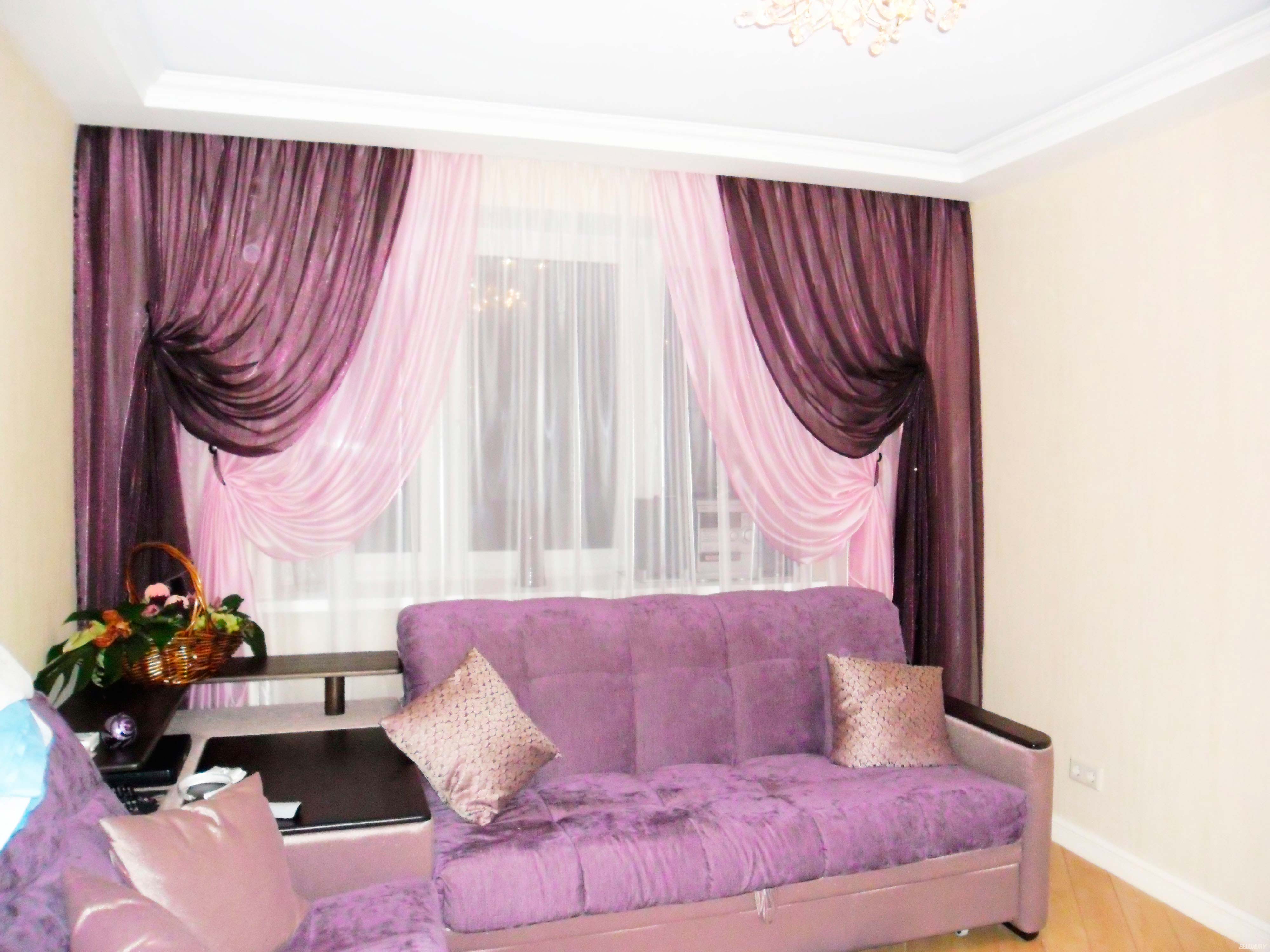 Фиолетовые шторы в интерьере — 80 фото идей сочетания