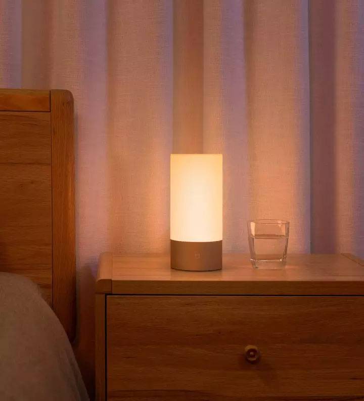 Ночники в спальню - 70 фото стильных идей дизайна в спальне