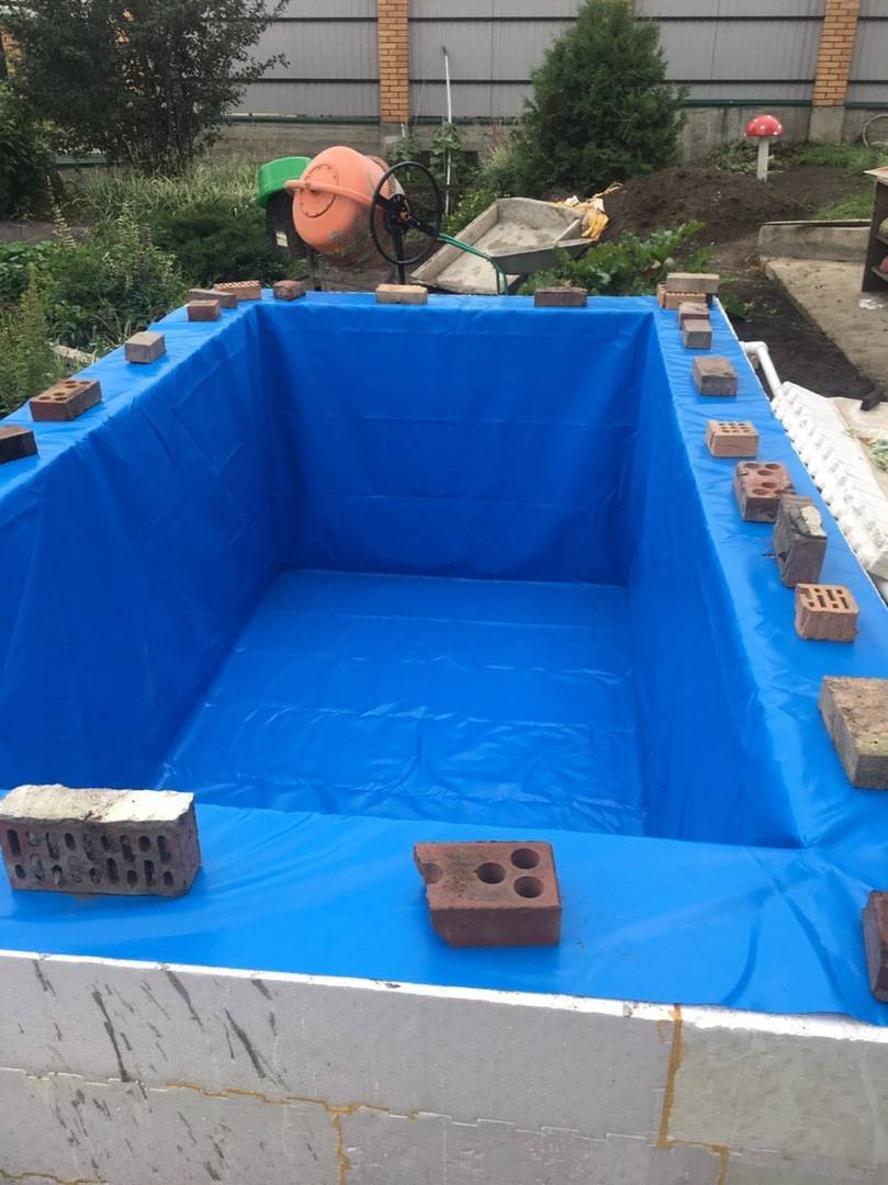 Как построить бассейн своими руками: поэтапная инструкция