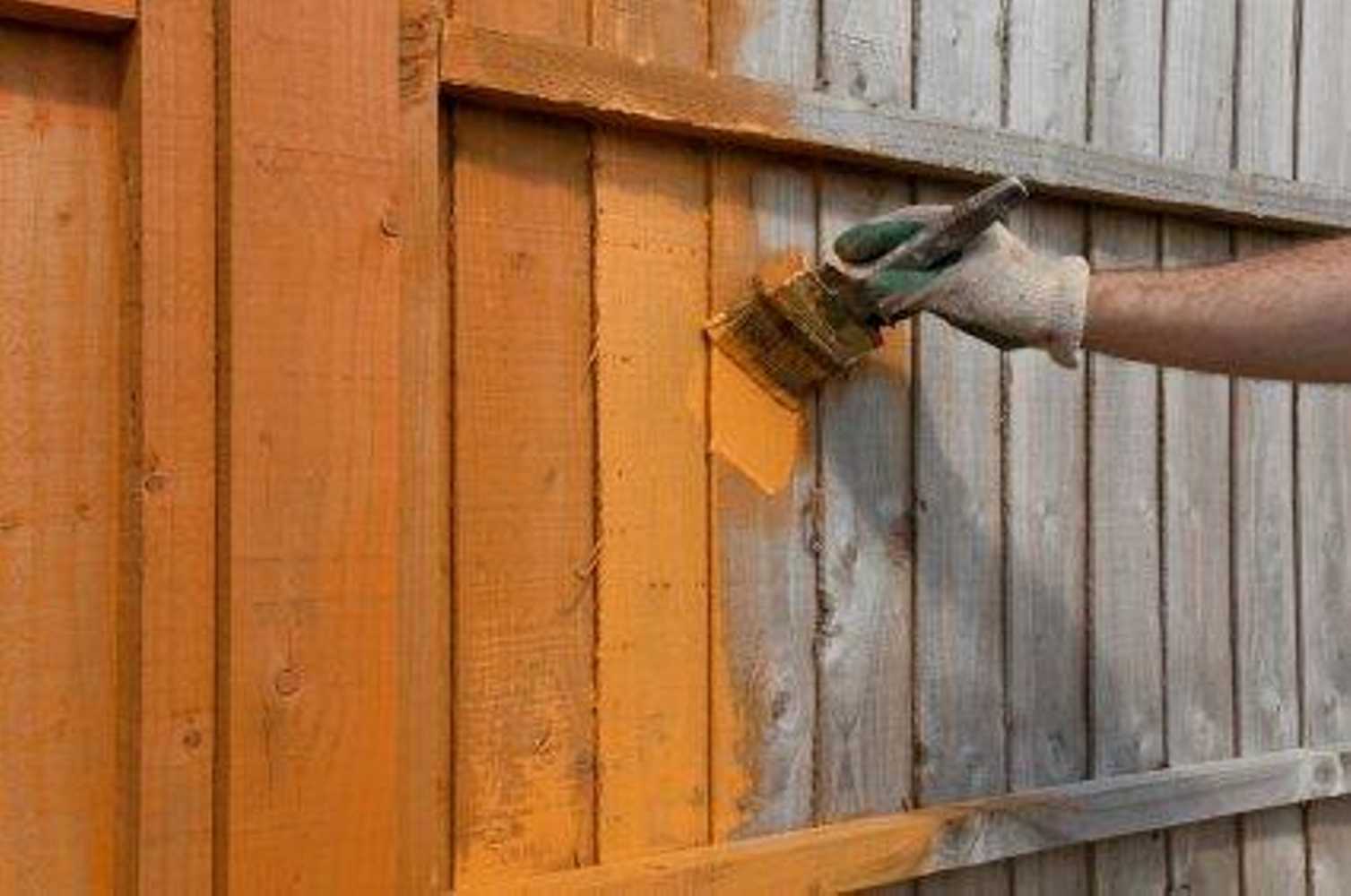 Чем покрыть деревянный забор для долговечности - megasklad24.ru