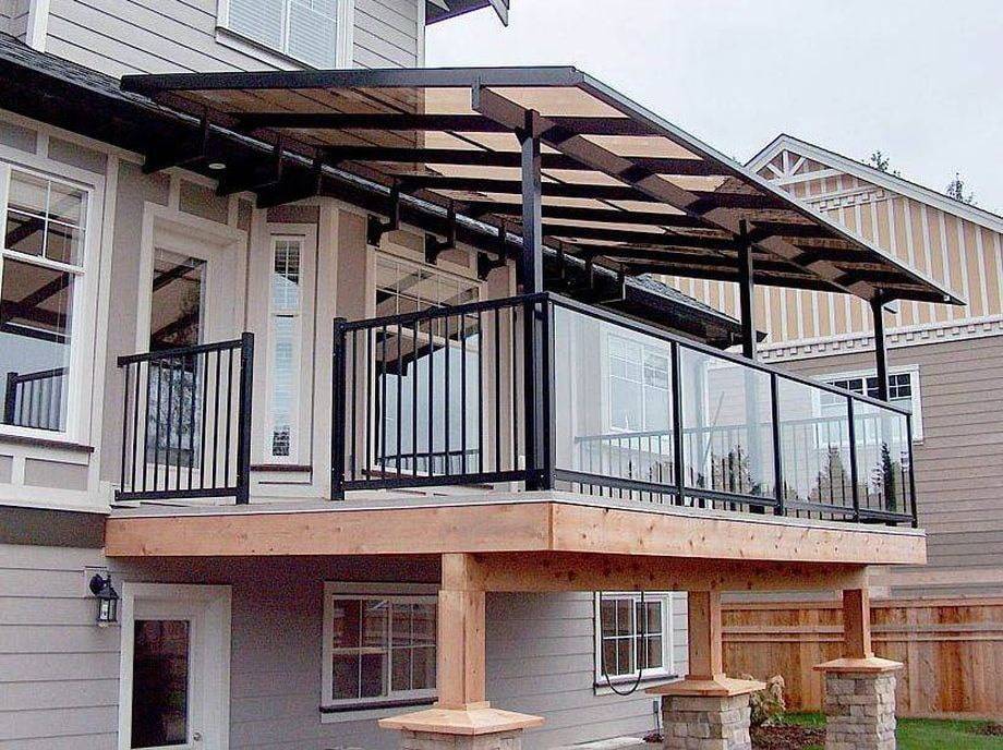 Мансардные балконы в крыше дома и на фронтоне: нюансы проектирования и фото примеры