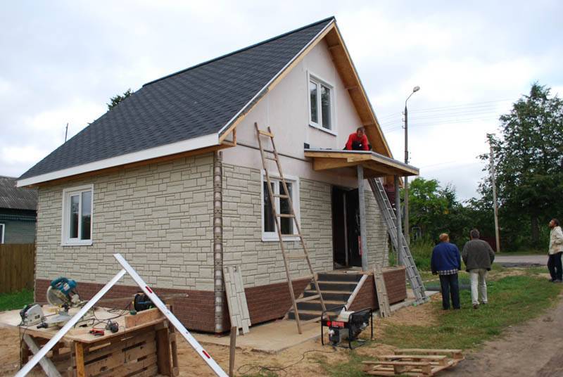 Внешняя отделка дома из сип панелей, варианты, чем отделать строение снаружи