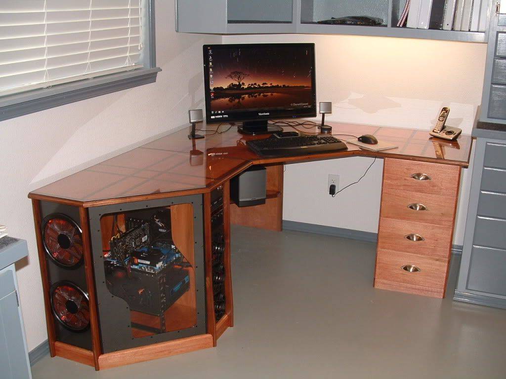 Компьютерный стол своими руками - виды компьютерных столов и способы их применения (150 фото)