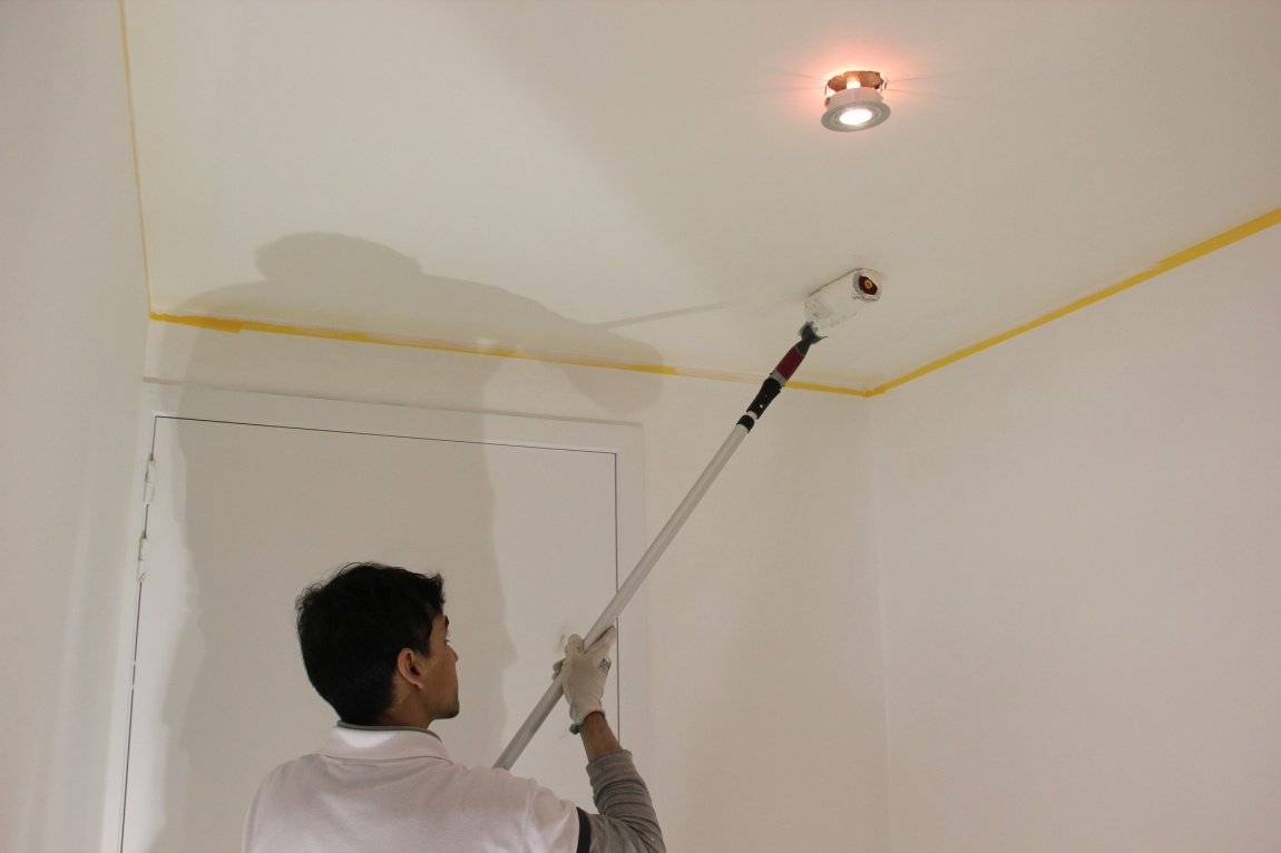 Подготовка и покраска потолка водоэмульсионной краской
