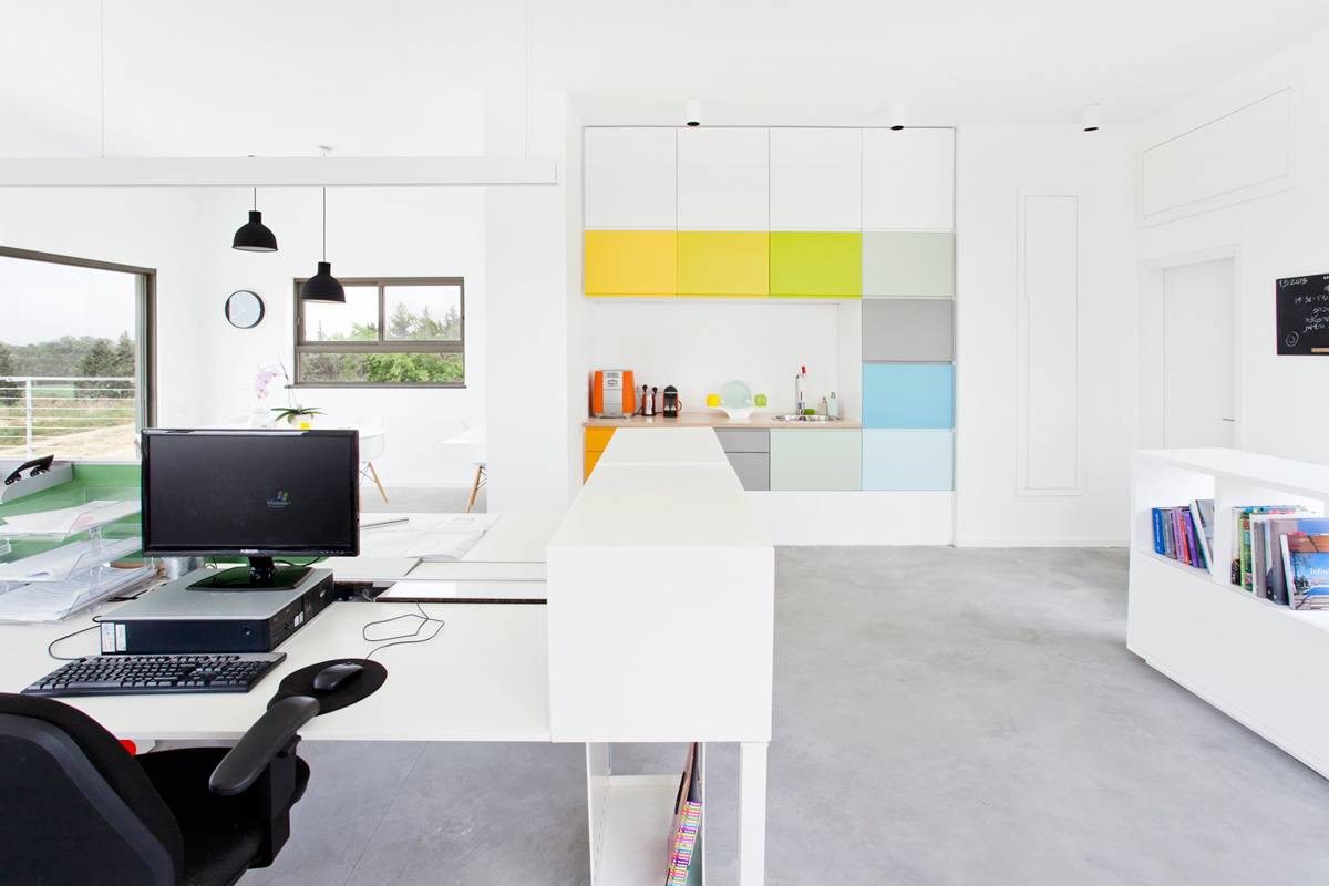 Покраска стен в офисе: какой цвет повышает работоспособность?