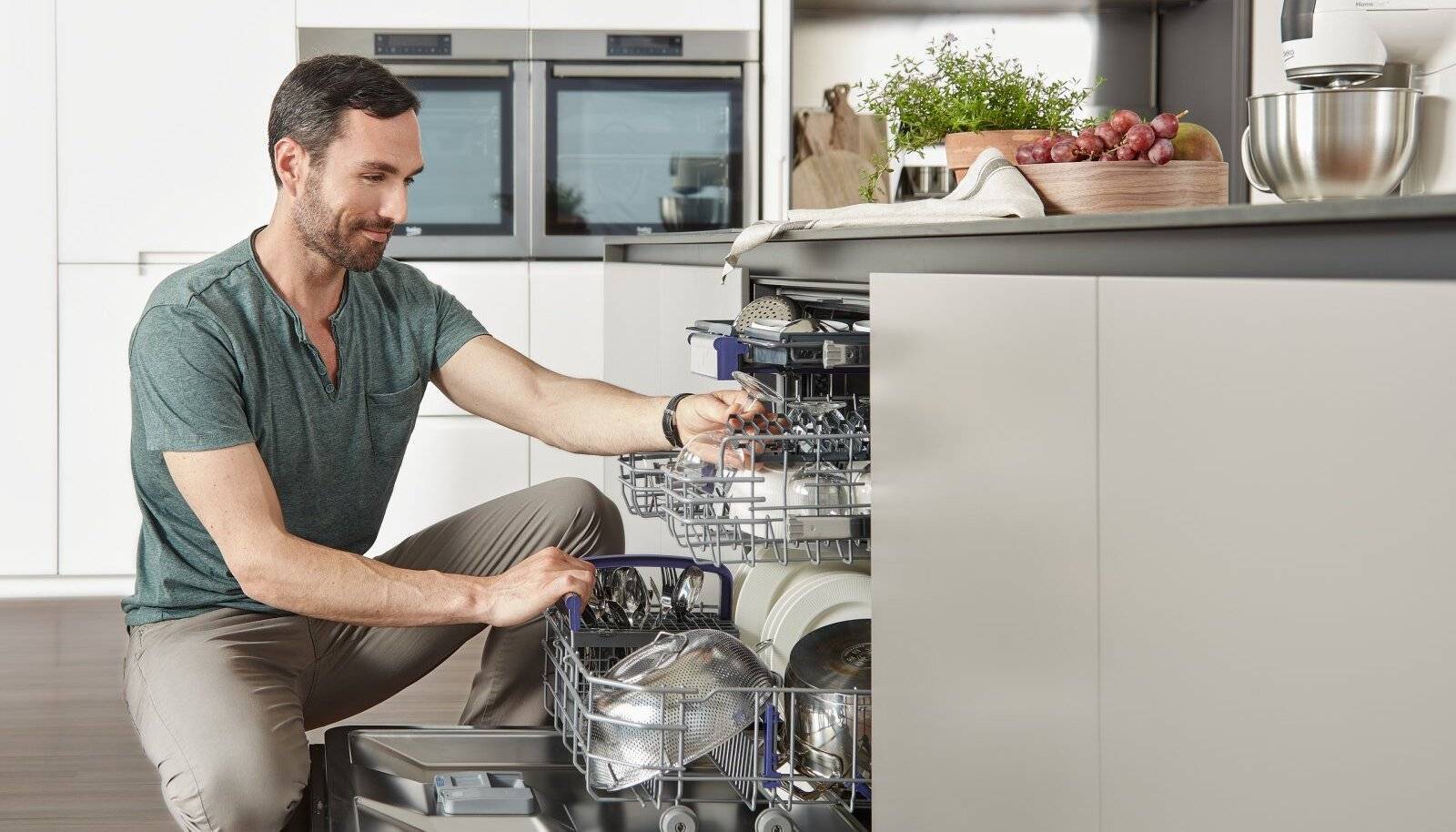 Правила встраивания посудомоечной машины в готовую кухню