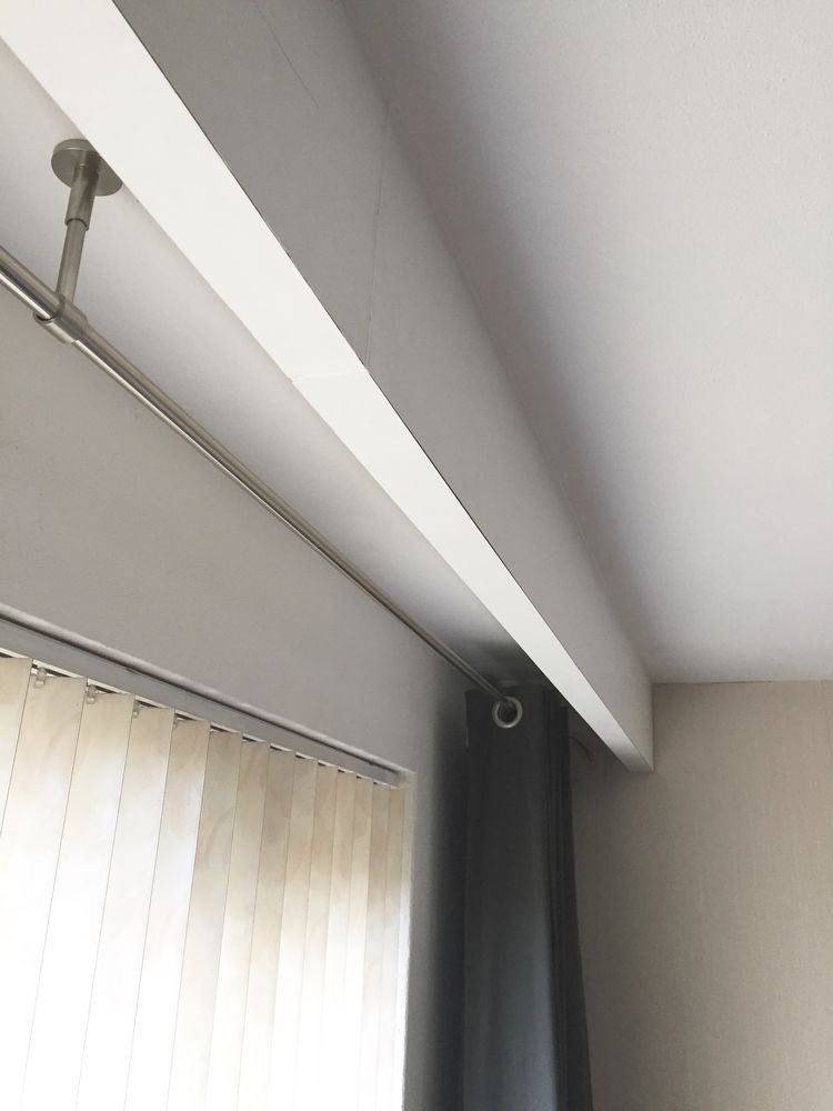 Ниша для штор в натяжном потолке: размеры, виды монтажа, как сделать с подсветкой, фото