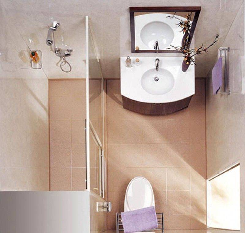 Дизайн угловой ванны в маленькой ванной комнате с фото