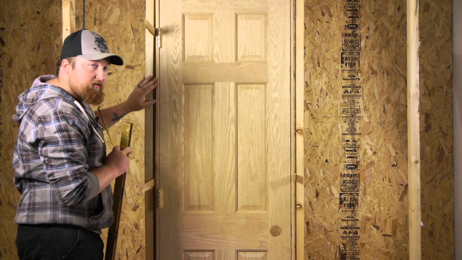 Обновление межкомнатных дверей: как просто и быстро отреставрировать своими руками?