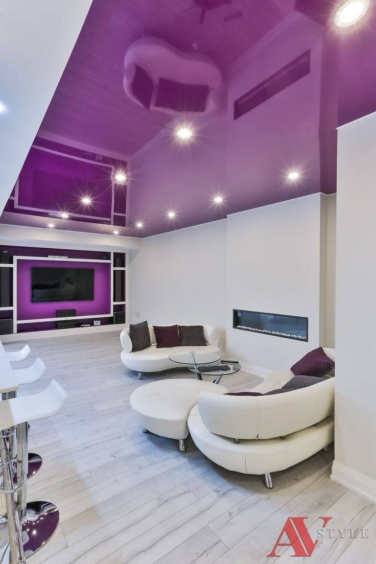 Как смотрится фиолетовый натяжной потолок в интерьере?