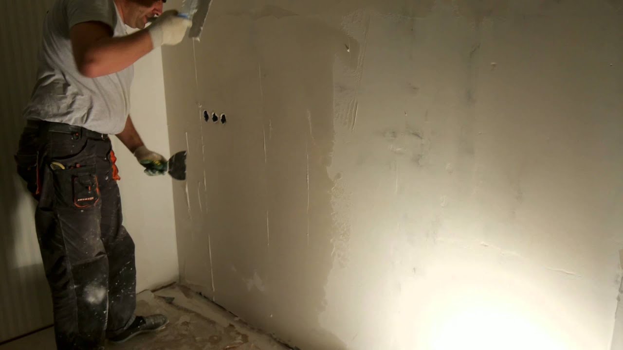 Тонкости шпаклевки стен под обои: пошаговые рекомендации