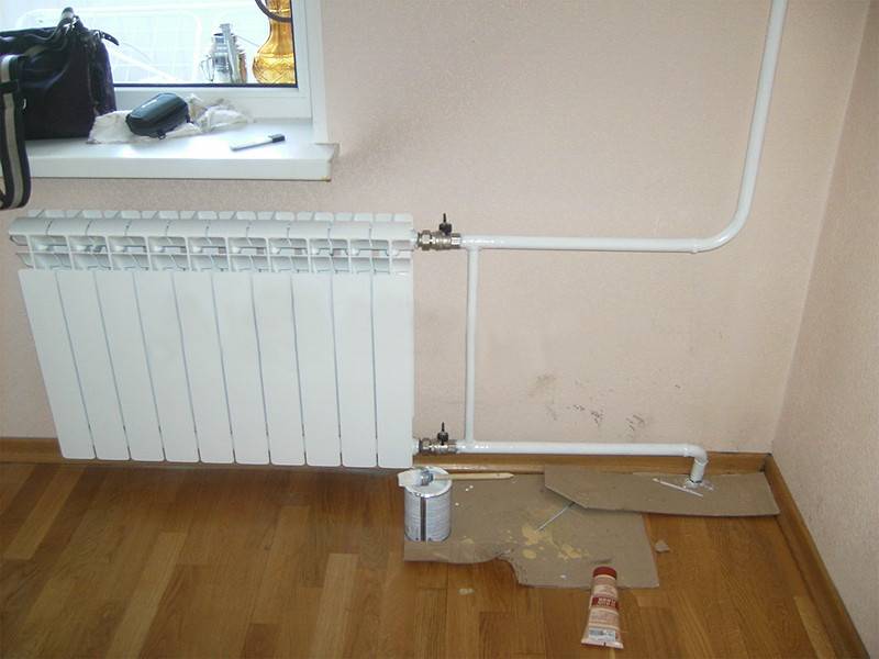 Установка радиаторов отопления: монтаж и подключение батарей в квартире своими руками