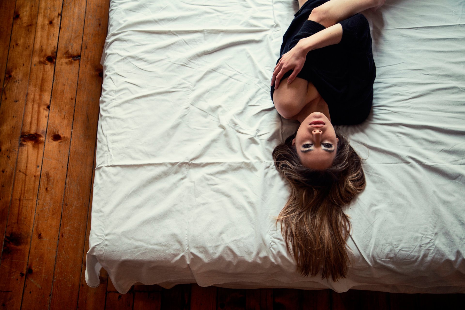 Как кровать в углу может повлиять на вашу жизнь?