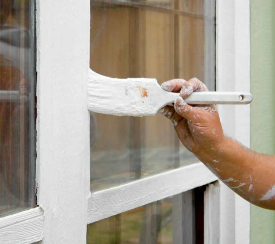 Покраска деревянного окна: подготовка, выбор краски, советы. старые окна: методы реставрации и покраски