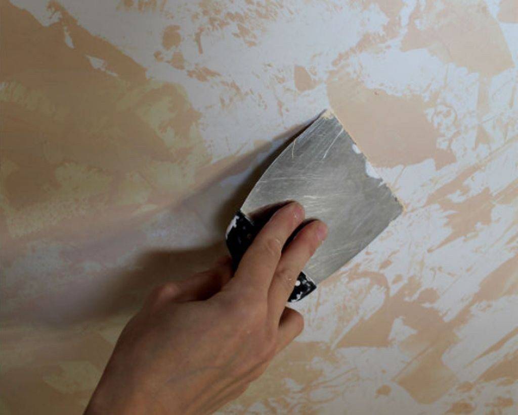 Побелка потолка водоэмульсионной краской своими руками: как покрасить без разводов (видео)