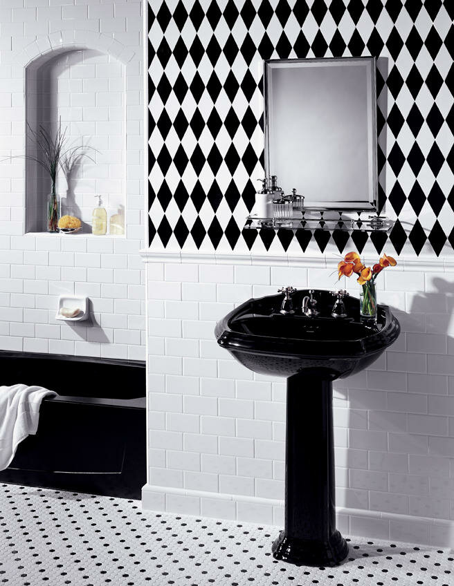 Черно-белая ванная комната: 15 идей для стильного оформления