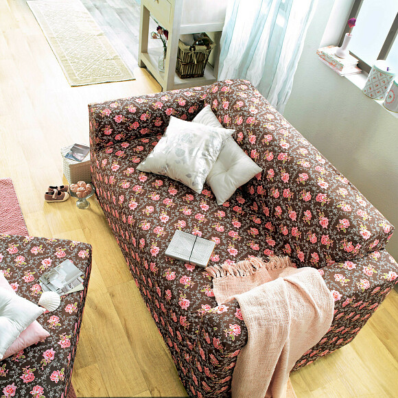 Декорируем диван своими руками: 7 идей – декор