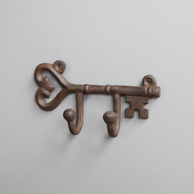 Как сделать настенную вешалку ключницу своими руками? | iloveremont.ru