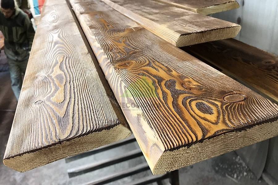 Все о брашировании древесины и преимуществах брашированной мебели