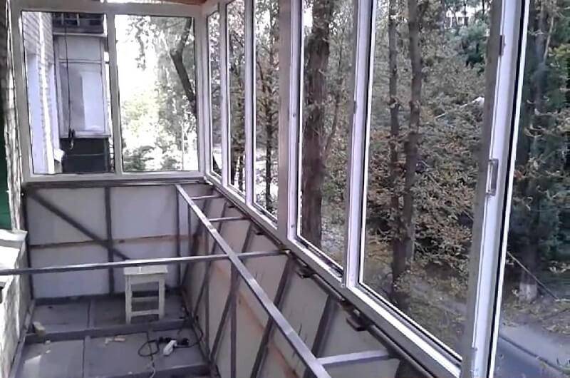 Остекление балкона с выносом: отзывы и технология | онлайн-журнал о ремонте и дизайне