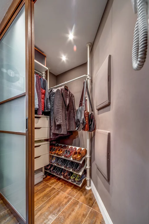 Маленькая гардеробная комната в вашем доме — 45 стильных фото