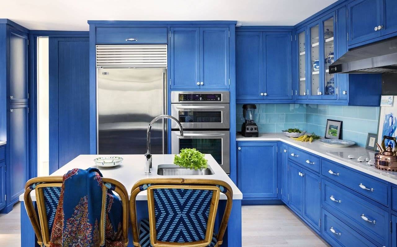 Голубая кухня (115+ фото небесных интерьеров): стильный дизайн для бело-голубых и серо-голубых кухонь