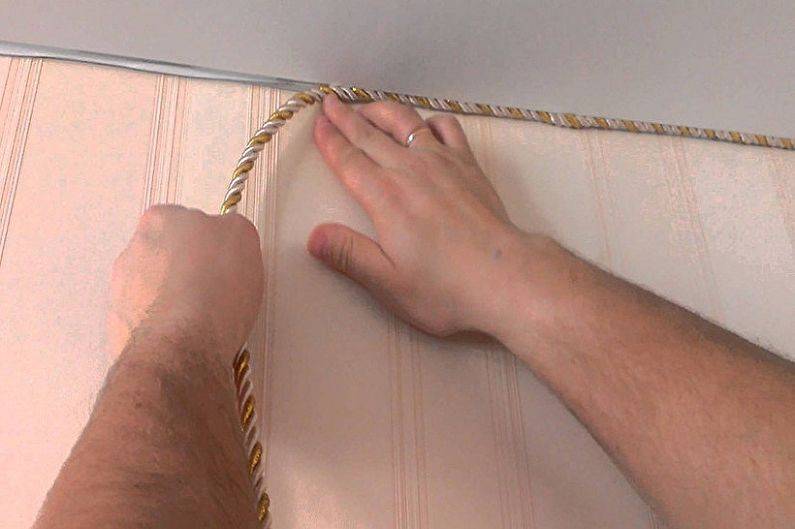 Маскировочная лента для натяжных потолков: вставка, декоративный шнур и окантовка