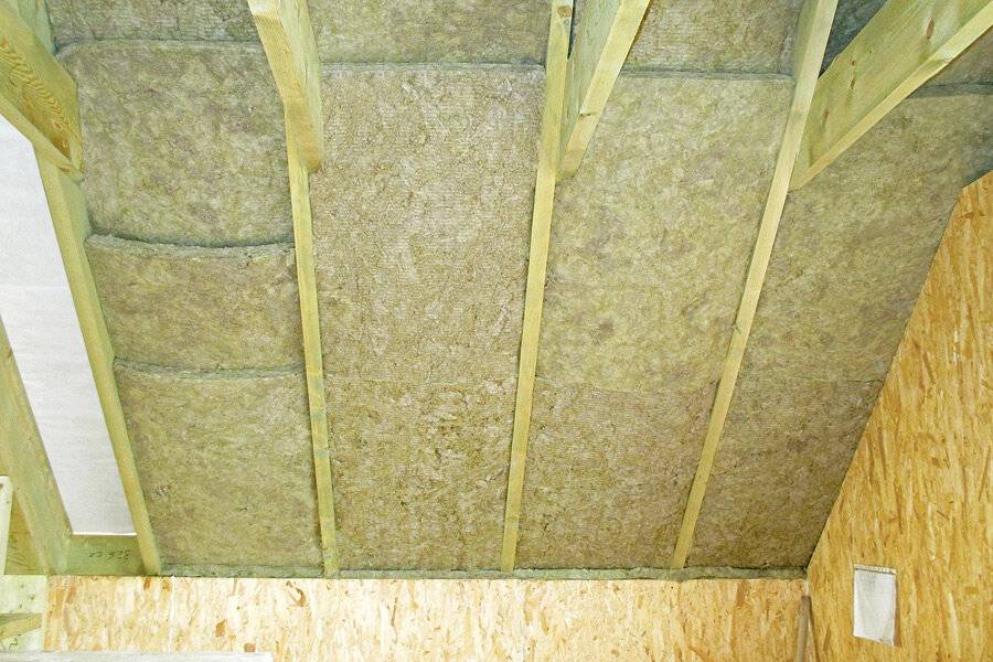 Минвата для утепления потолка, крепление минеральной ваты к потолку, какой слой минваты нужен для утепления потолка
