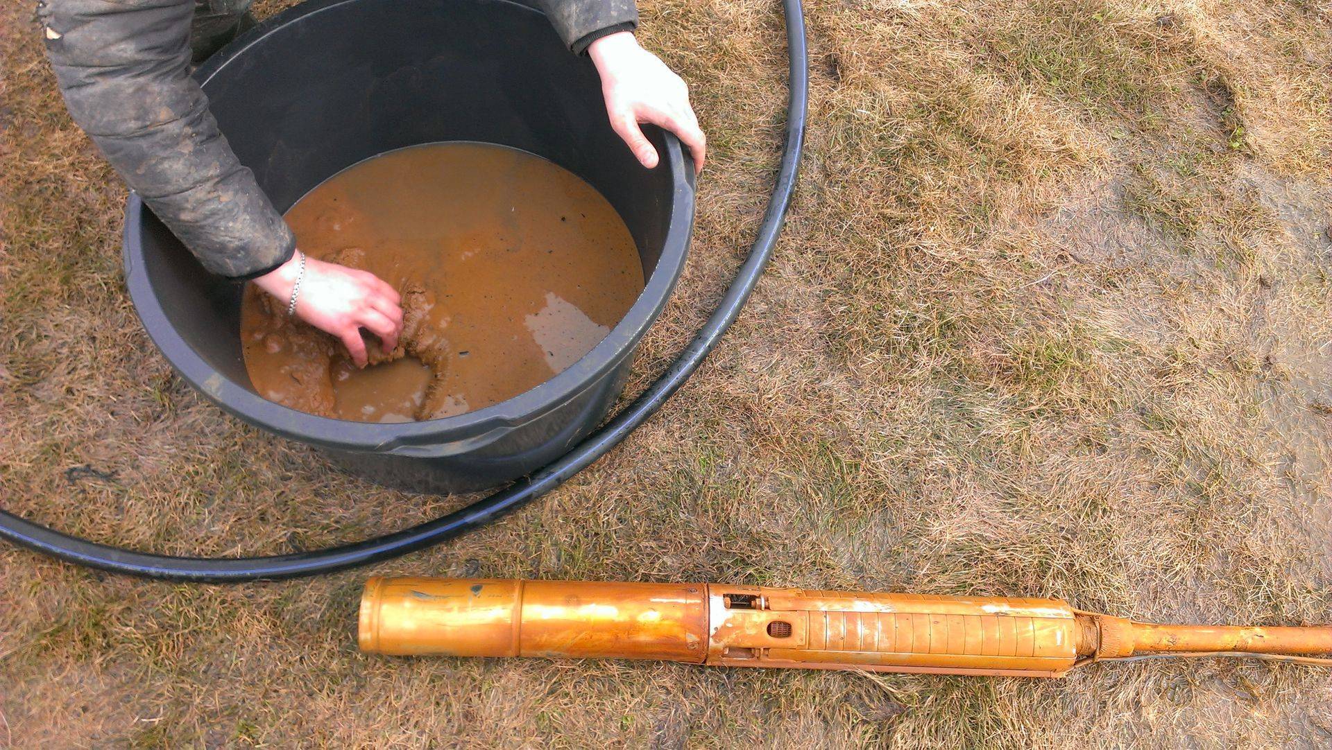 Очистка скважины от ила и песка — проверенные способы с инструкциями