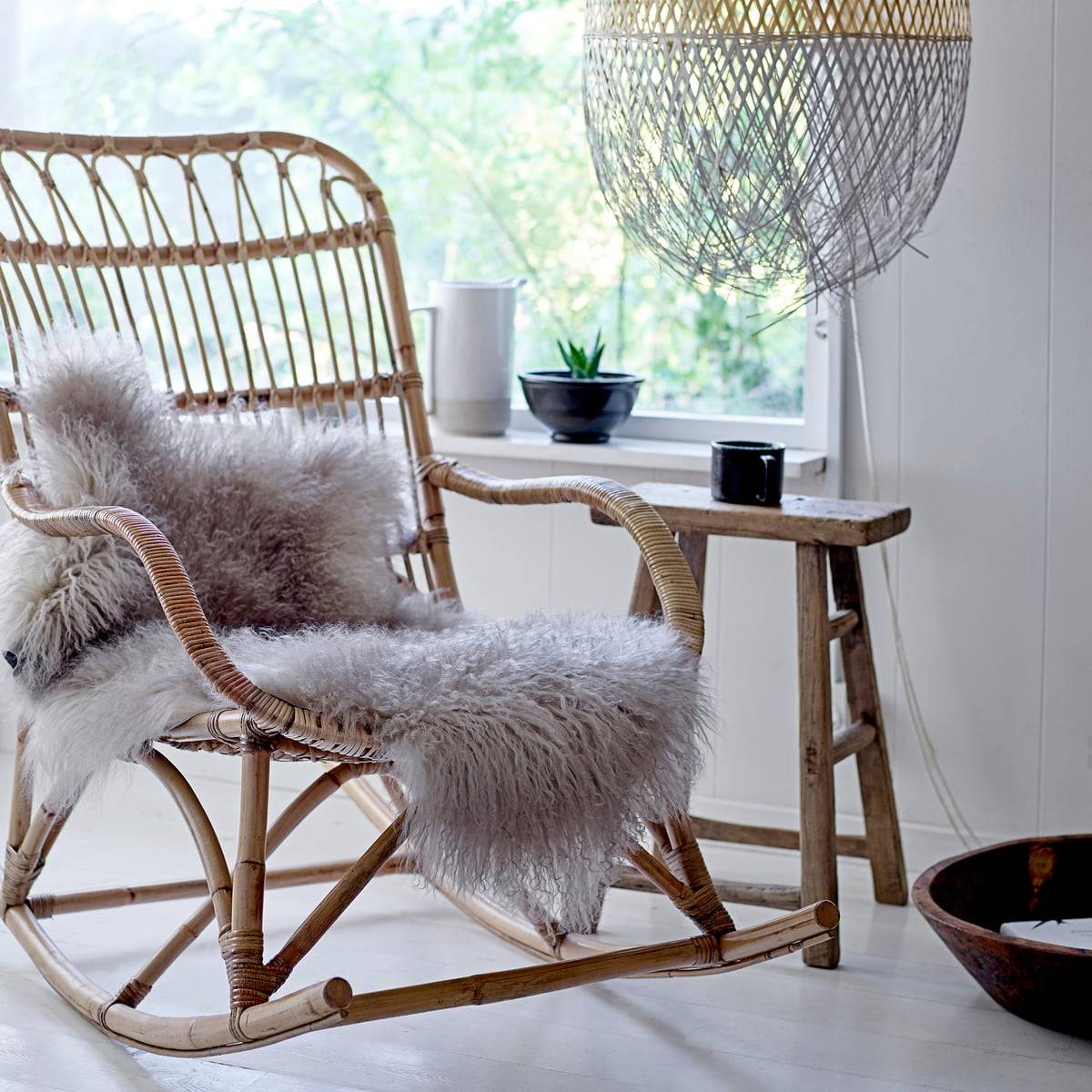 Кресло-качалка для интерьере (150 фото) - обзор лучших новинок дизайна