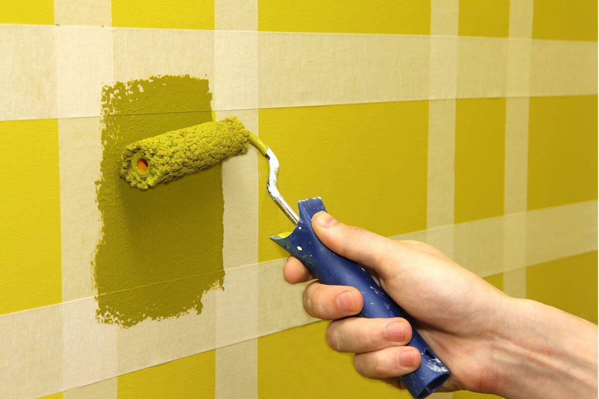 Чем покрасить стены в ванной комнате и какой краской